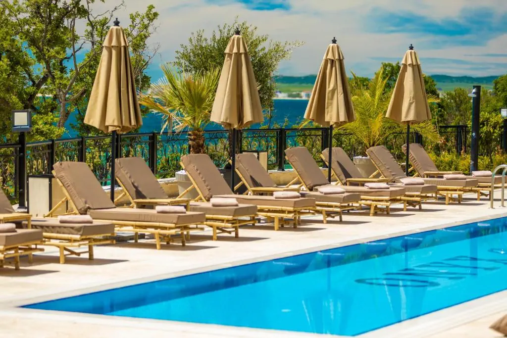 HOTEL: Onyx Beach Residence - Free Beach Access and Parking