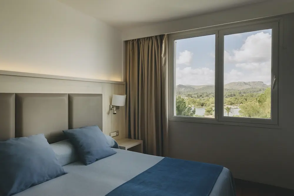 HOTEL: Hotel Ivory Playa Sports and Spa