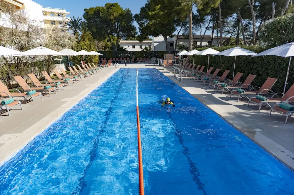 HOTEL: Hotel Ivory Playa Sports and Spa