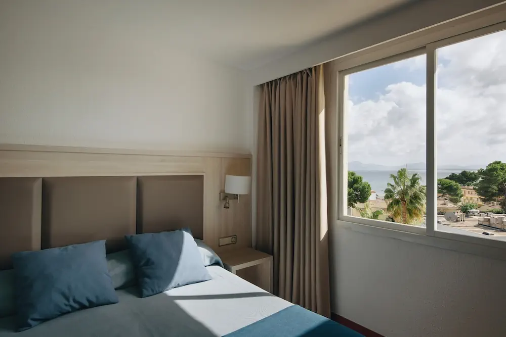 HOTEL: Hotel Ivory Playa Sports and Spa