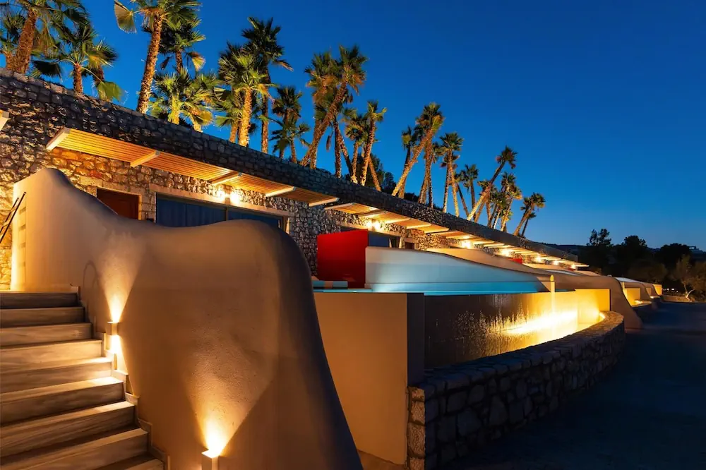 HOTEL: Lindos Bay Suites
