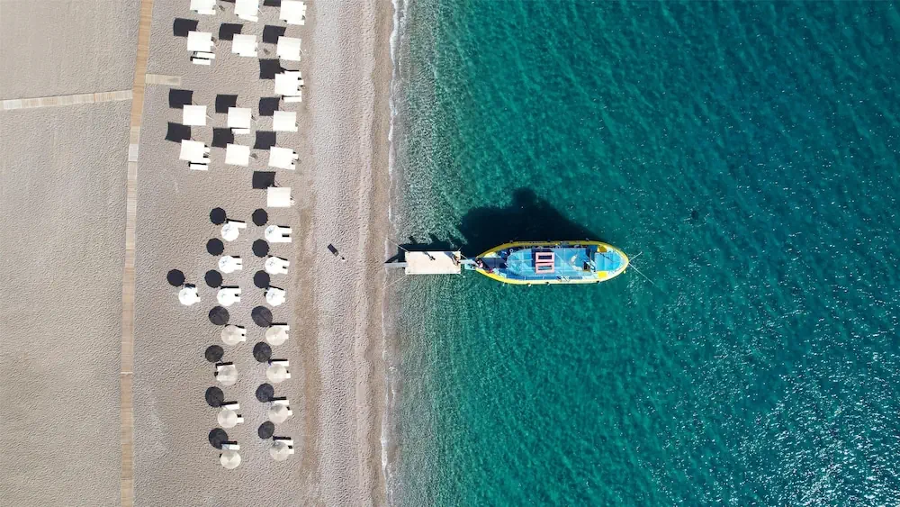 HOTEL: Lindos Bay Suites