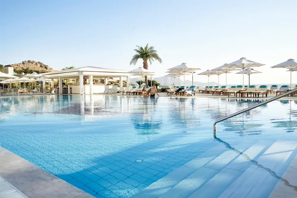 HOTEL: Lindos Bay Suites