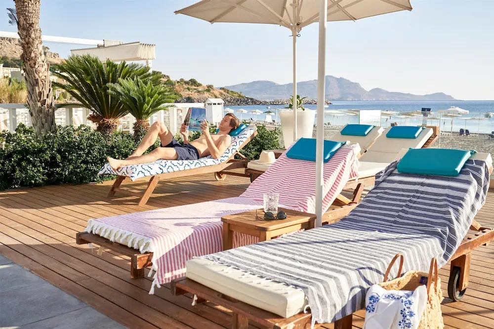 HOTEL: Lindos Bay Suites