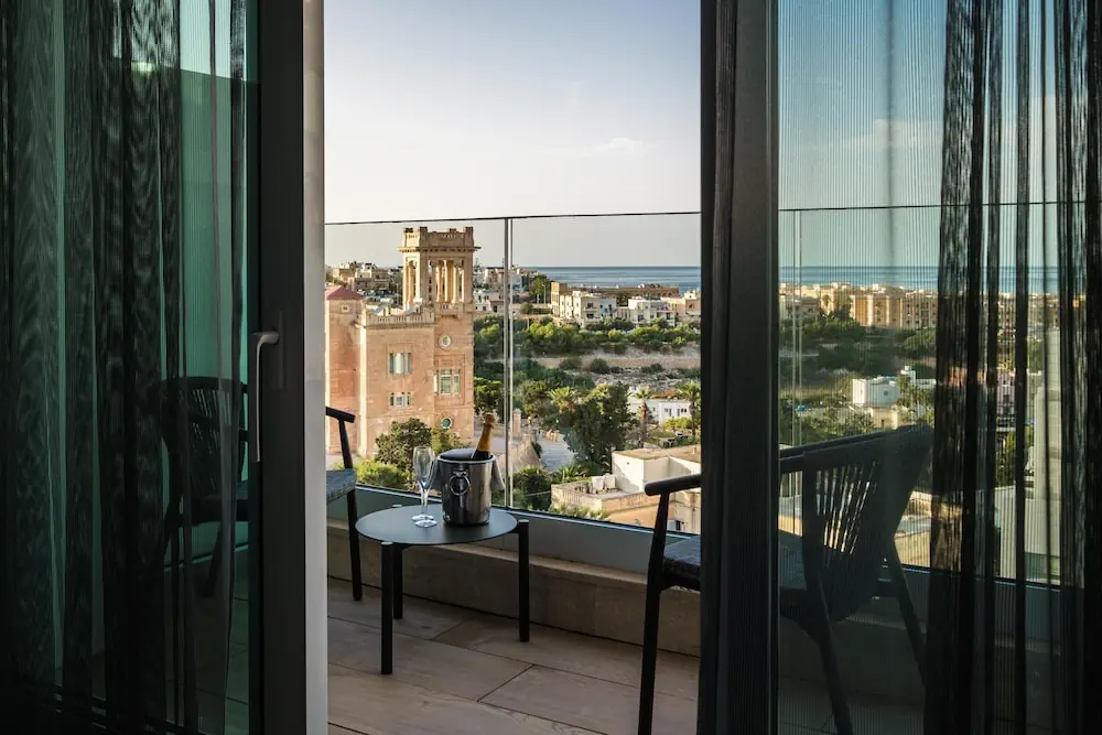 HOTEL: Hyatt Regency Malta