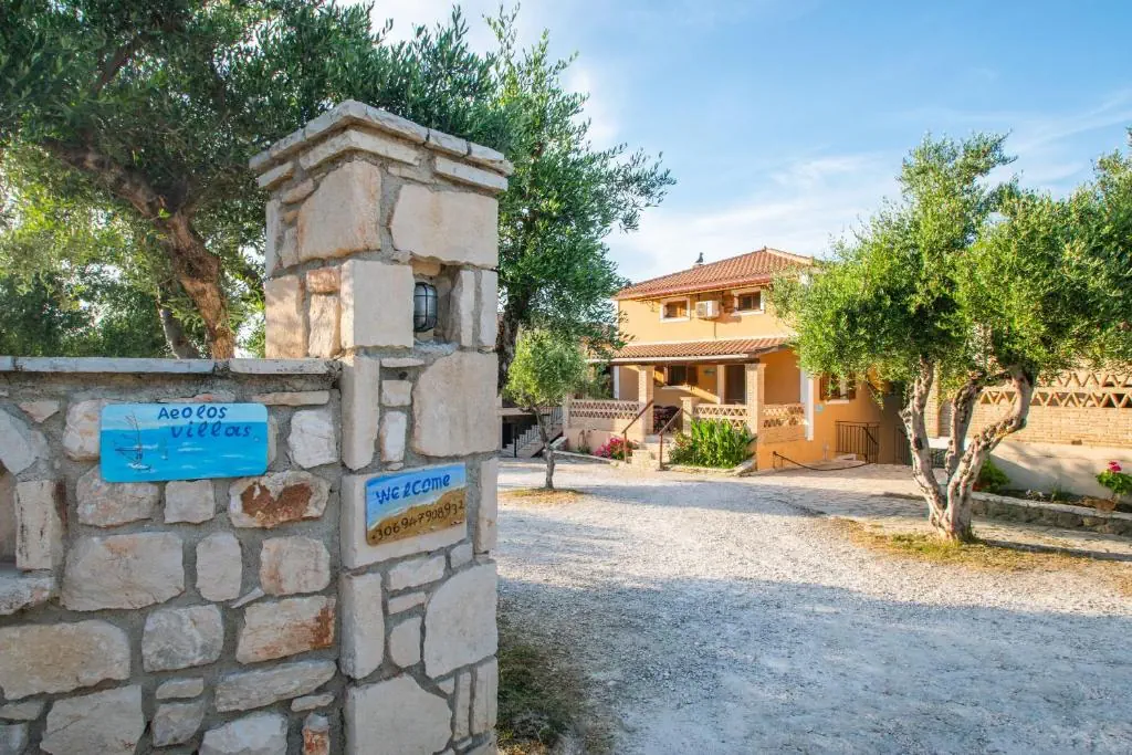 HOTEL: Aeolos Zante Villas with Heated Pool