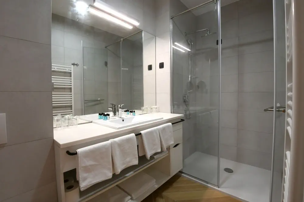 HOTEL: Aparthotel Milenij