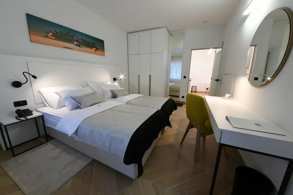 HOTEL: Aparthotel Milenij