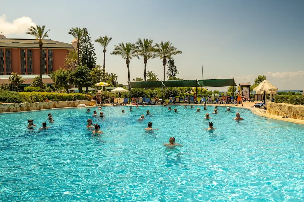 HOTEL: AQI Pegasos Resort