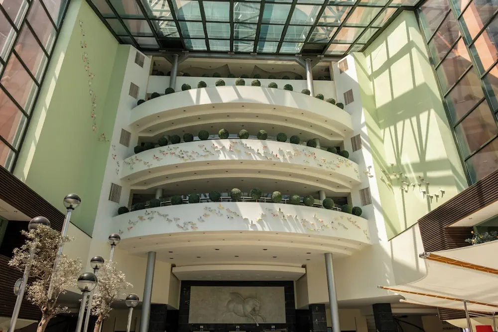 HOTEL: AQI Pegasos Resort