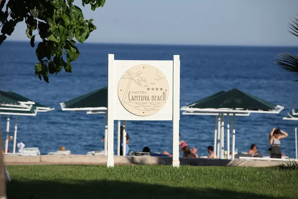 HOTEL: Hotel Camyuva Beach