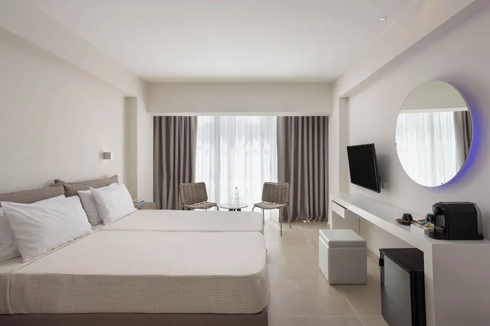 HOTEL: Atlantica Sancta Napa Resort