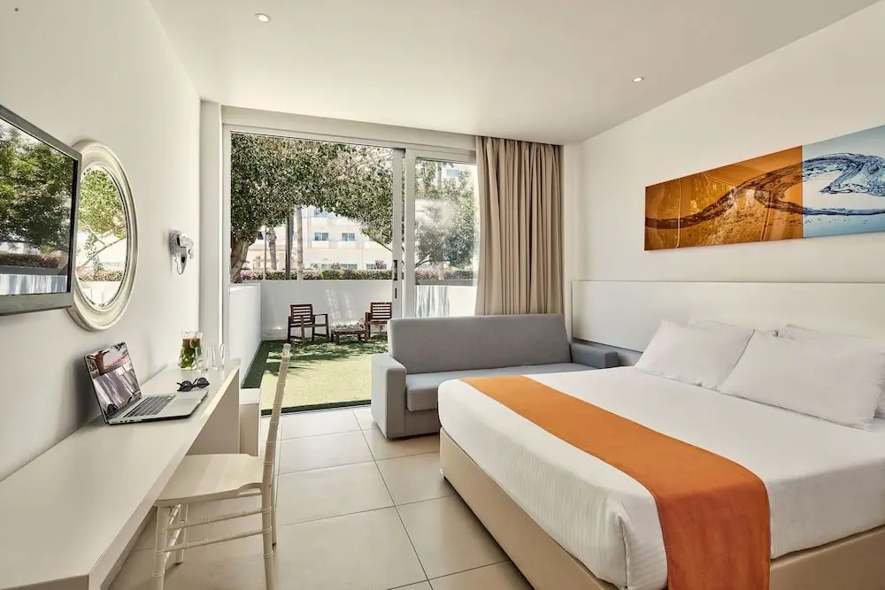 HOTEL: Atlantica Sancta Napa Resort