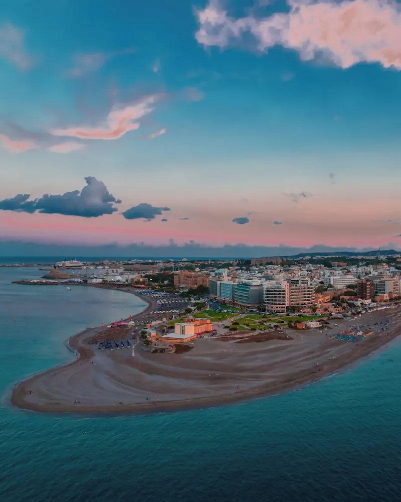 HOTEL: Amphitryon City Hotel