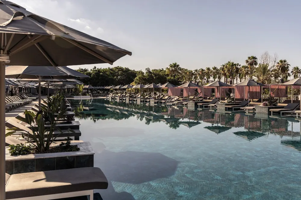 HOTEL: Cali Resort and Spa by Louis Hotels