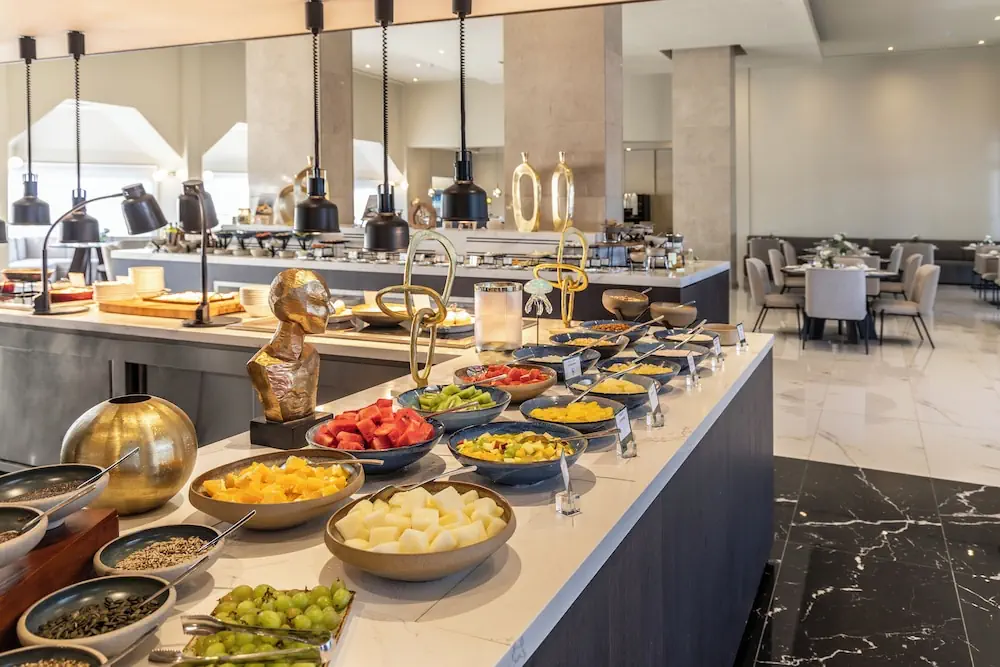 HOTEL: Cali Resort and Spa by Louis Hotels