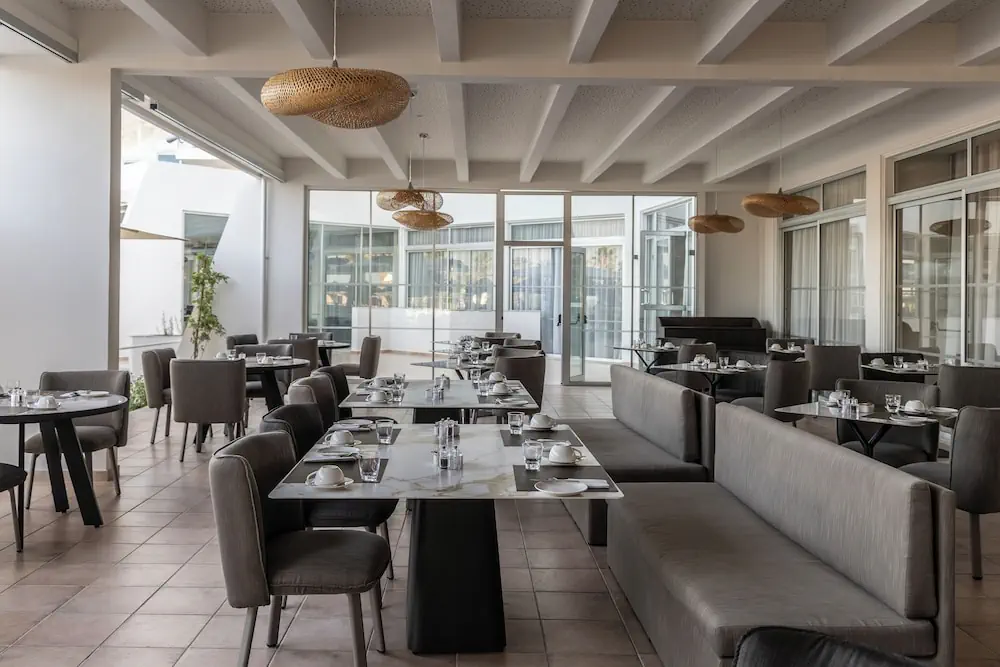 HOTEL: Cali Resort and Spa by Louis Hotels