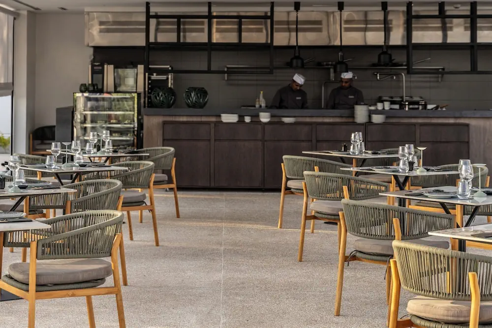 HOTEL: Cali Resort and Spa by Louis Hotels