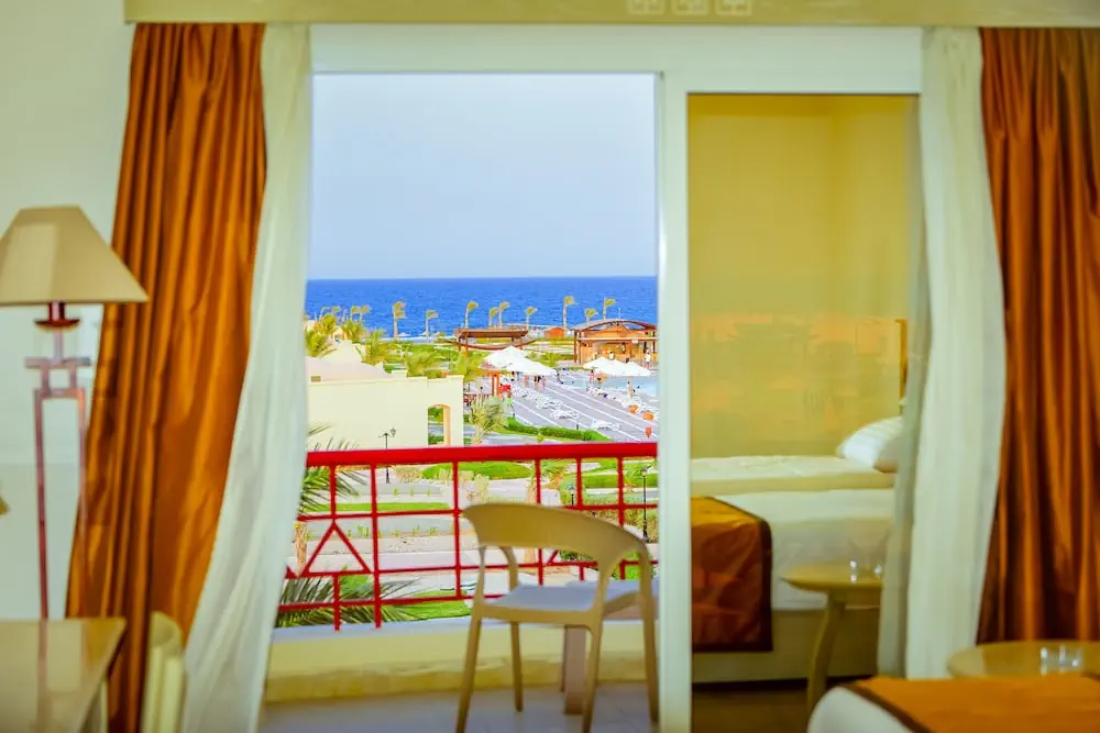 Amarina Queen Resort photo 3