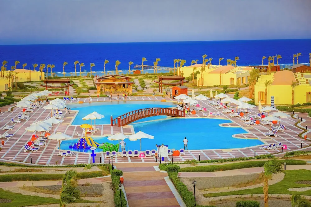 Amarina Queen Resort photo 1