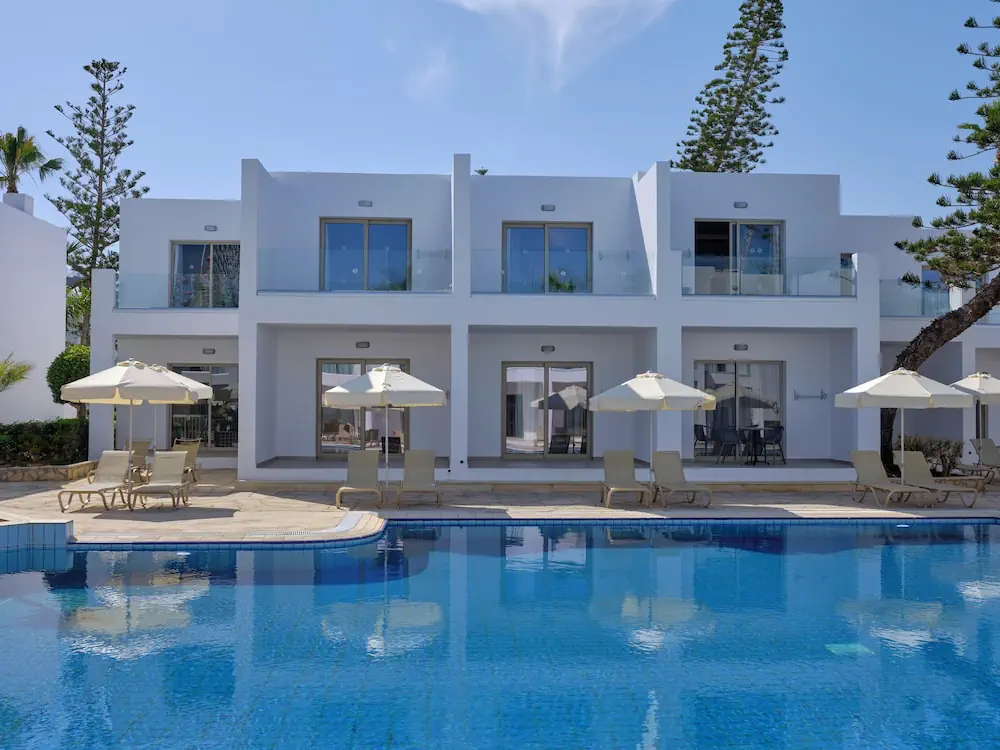 Atlantica Panthea photo 1