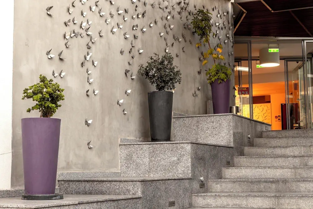 HOTEL: Park Beach Hotel