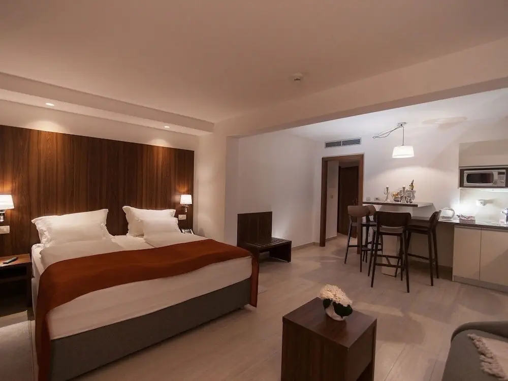 HOTEL: Aparthotel Miramare