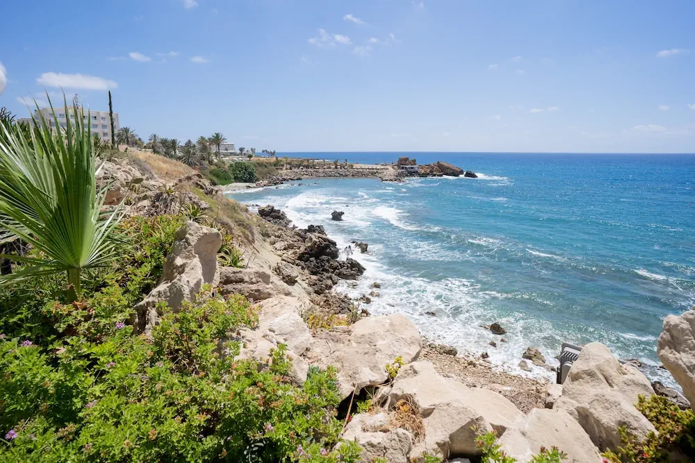 HOTEL: Vrachia Beach Hotel and Suites - Adults only