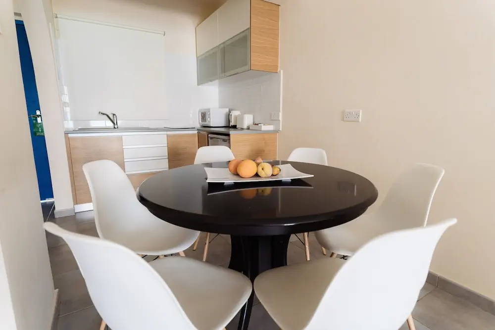 HOTEL: Vrachia Beach Hotel and Suites - Adults only