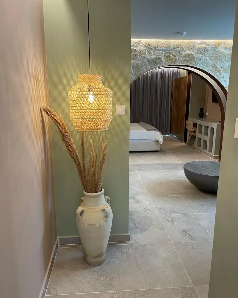 HOTEL: Vrachia Beach Hotel and Suites - Adults only
