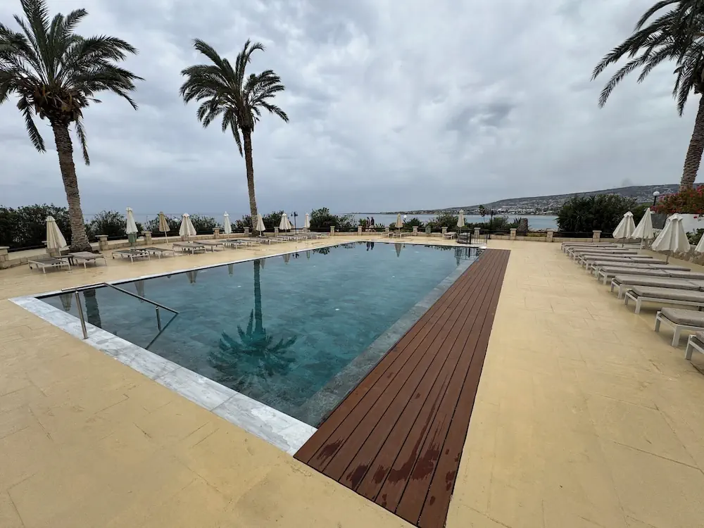 HOTEL: Vrachia Beach Hotel and Suites - Adults only