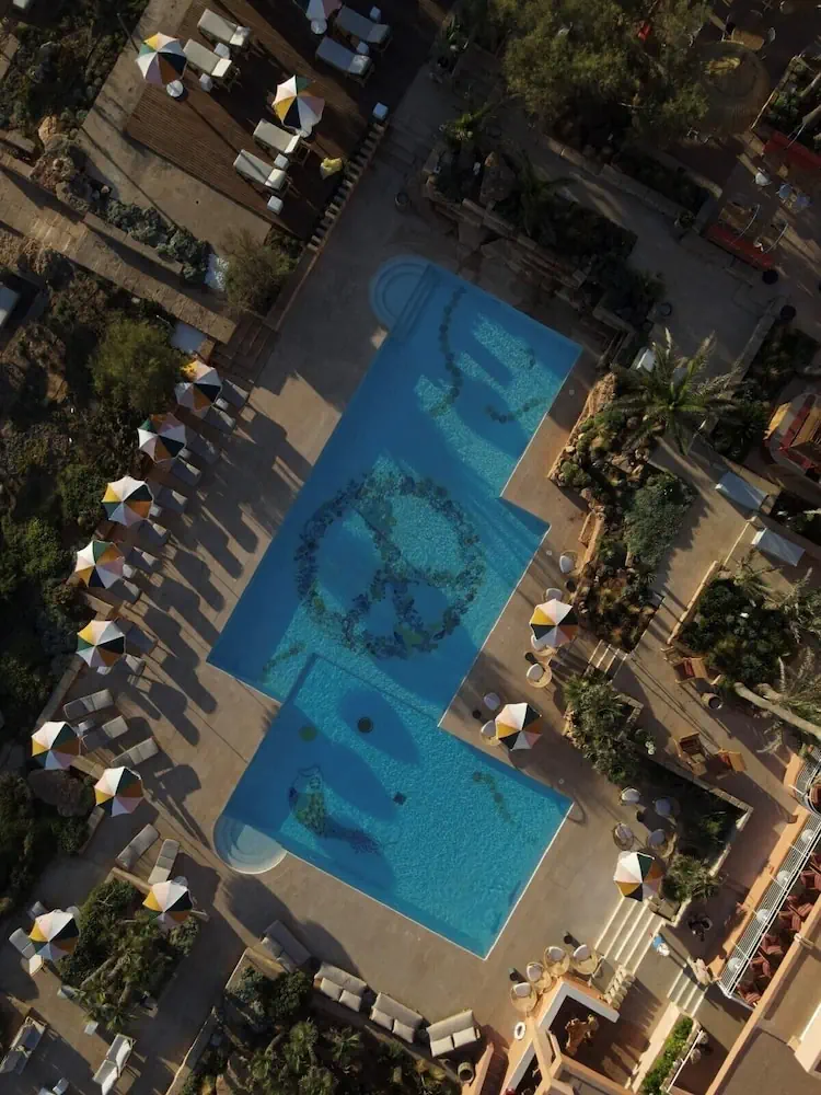 HOTEL: Bikini Island and Mountain Hotel Es Trenc – Adults only
