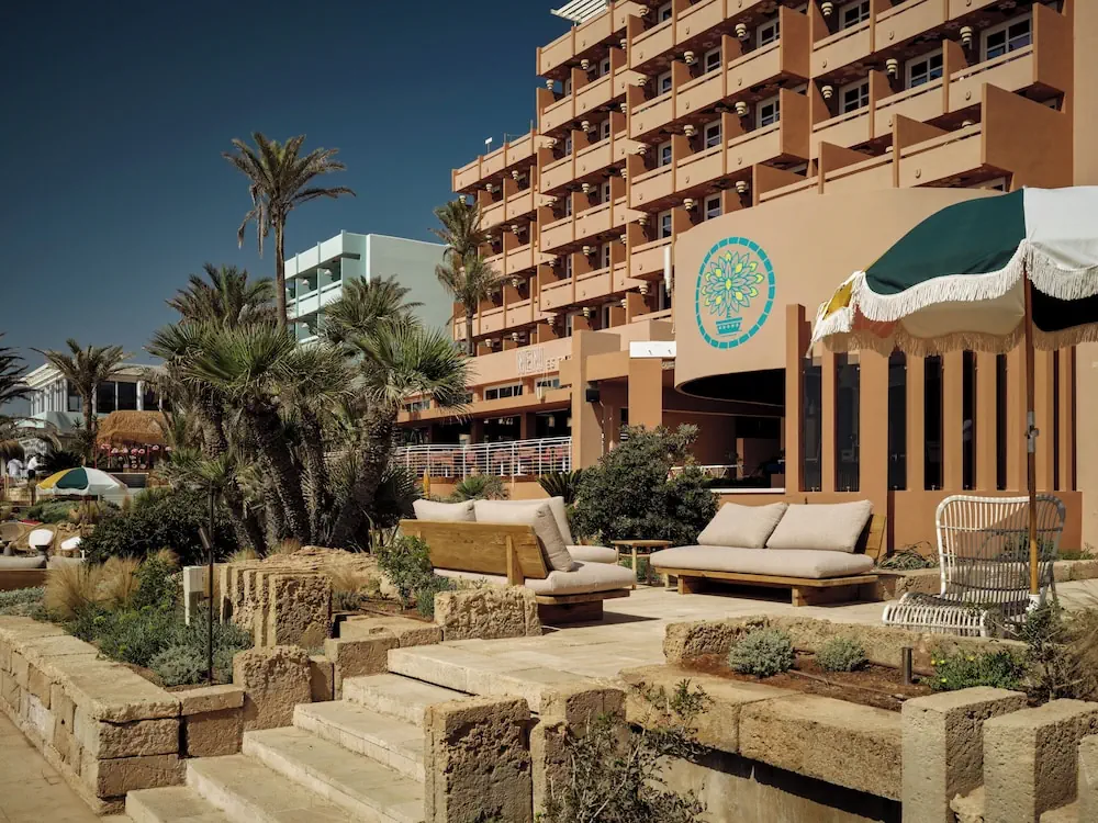 HOTEL: Bikini Island and Mountain Hotel Es Trenc – Adults only