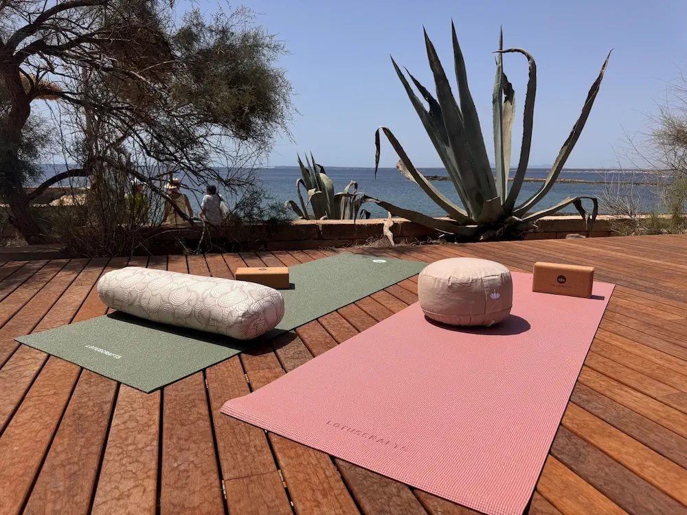 HOTEL: Bikini Island and Mountain Hotel Es Trenc – Adults only