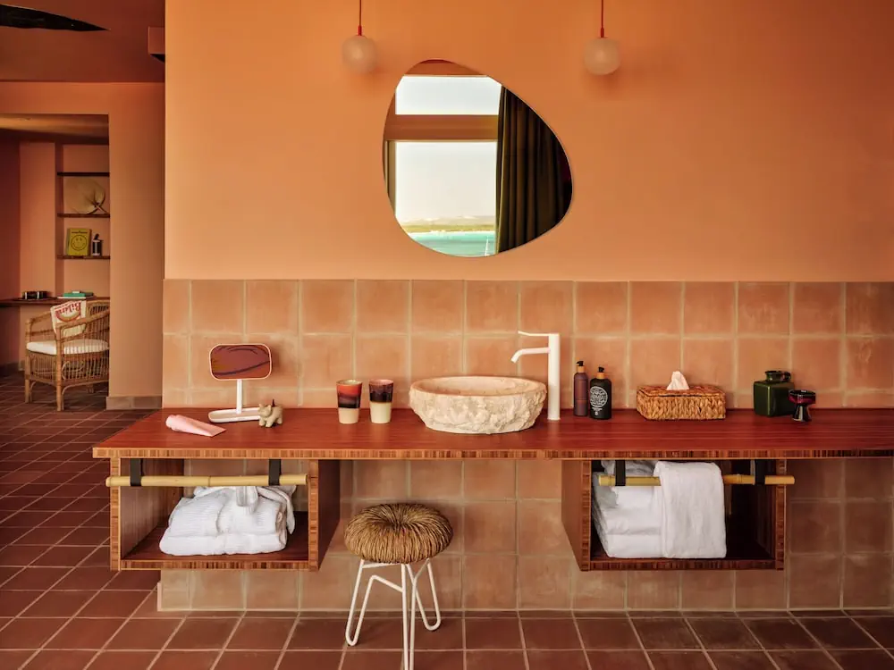 HOTEL: Bikini Island and Mountain Hotel Es Trenc – Adults only
