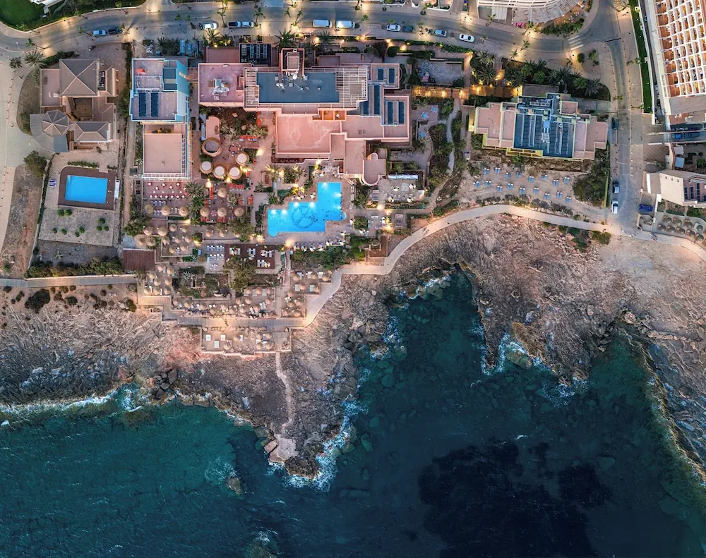 HOTEL: Bikini Island and Mountain Hotel Es Trenc – Adults only