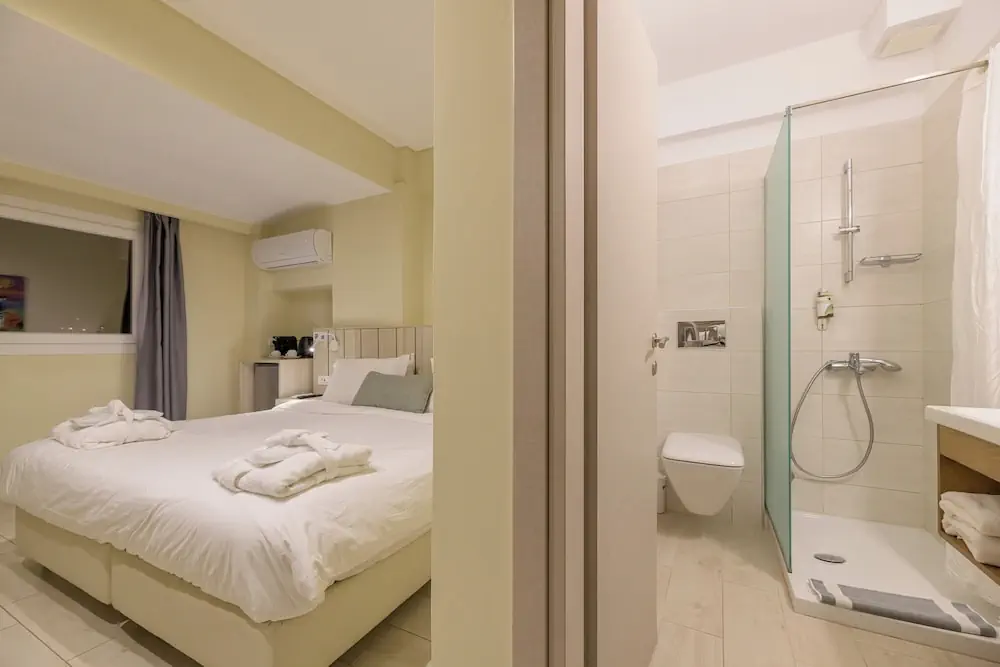 HOTEL: Iakinthos Tsilivi Beach