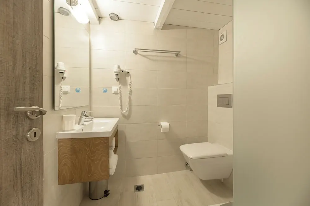 HOTEL: Iakinthos Tsilivi Beach