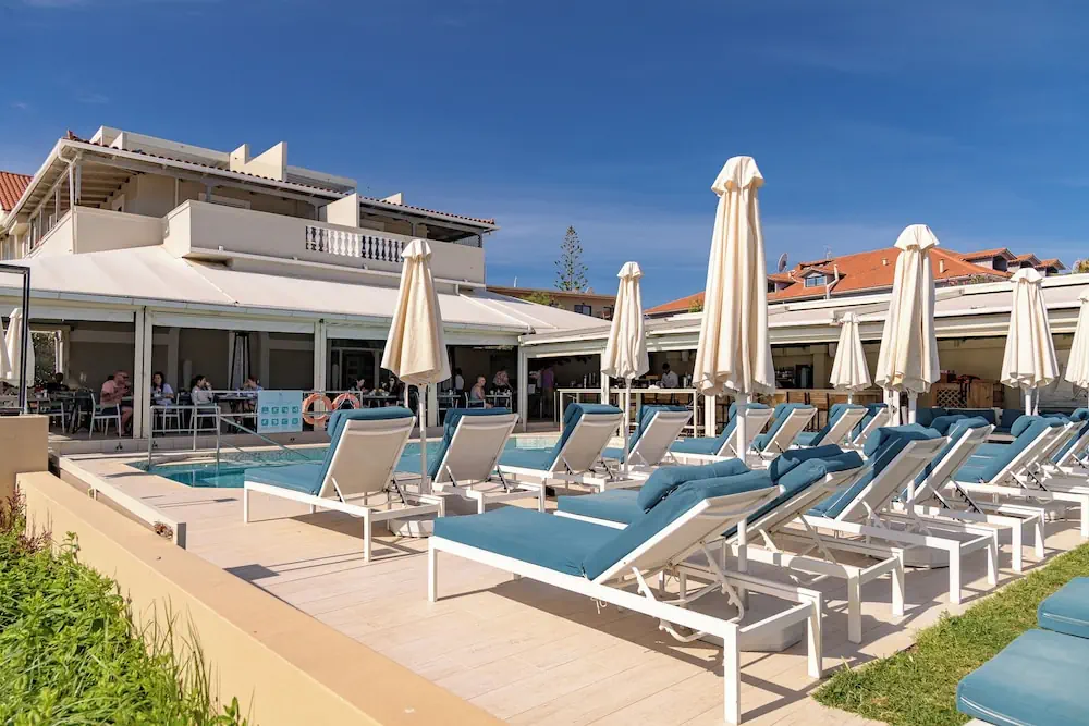 HOTEL: Iakinthos Tsilivi Beach