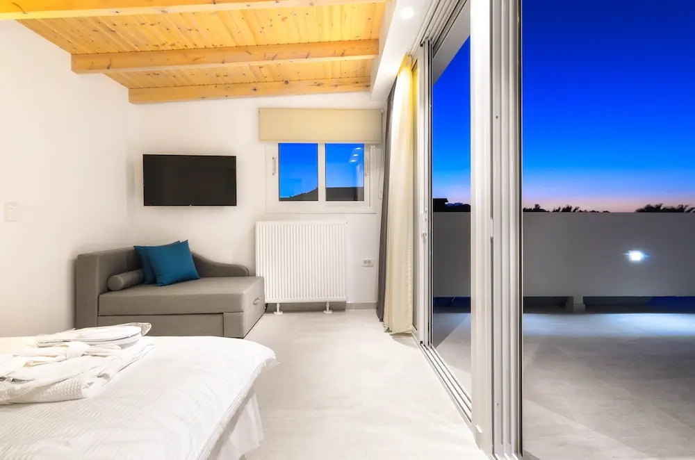 HOTEL: Iakinthos Tsilivi Beach