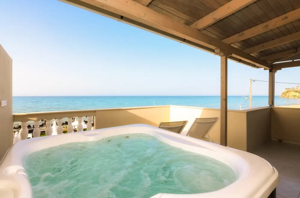 HOTEL: Iakinthos Tsilivi Beach