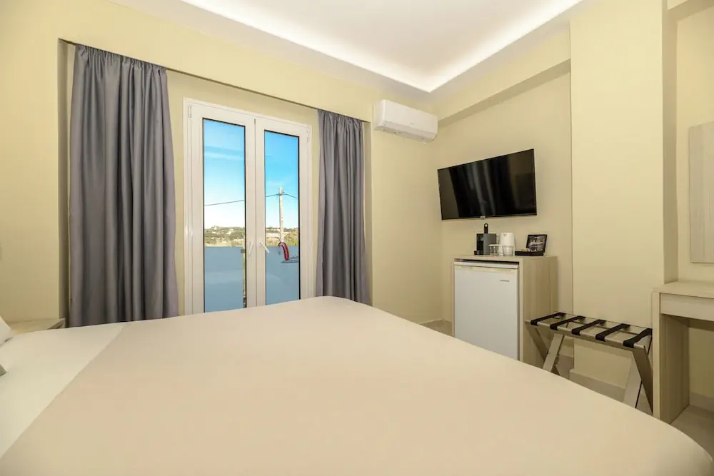 HOTEL: Iakinthos Tsilivi Beach
