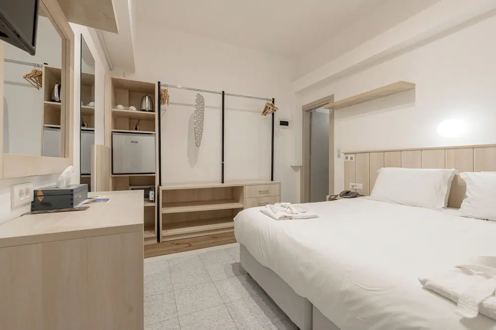 HOTEL: Iakinthos Tsilivi Beach