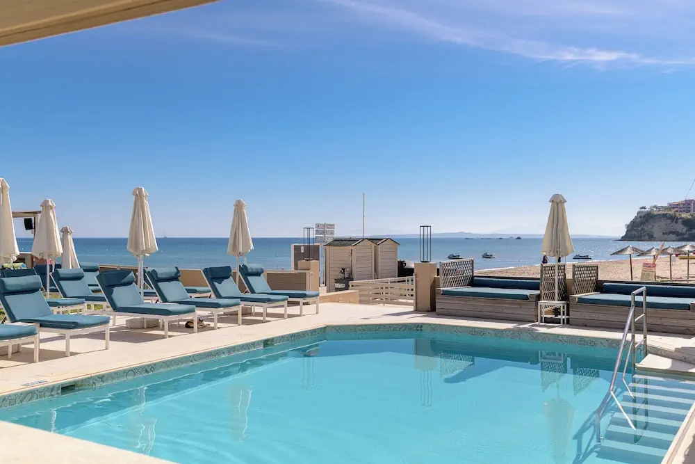 HOTEL: Iakinthos Tsilivi Beach