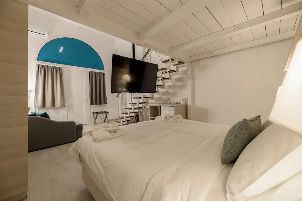 HOTEL: Iakinthos Tsilivi Beach