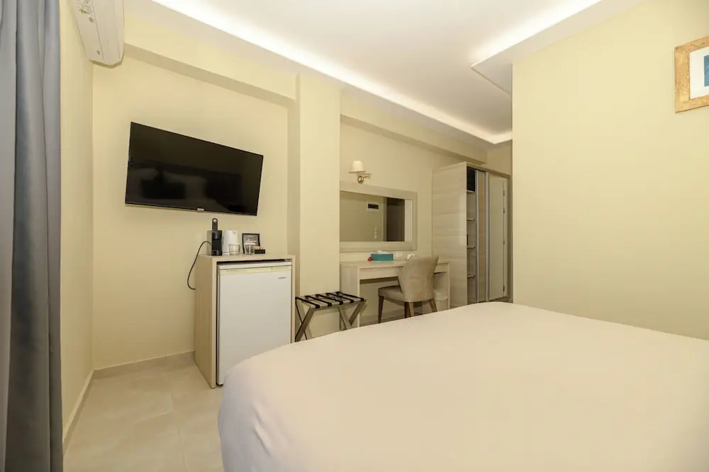 HOTEL: Iakinthos Tsilivi Beach