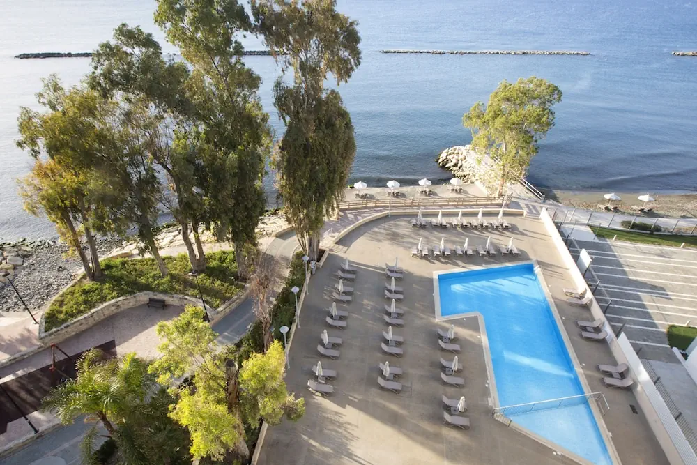 Harmony Bay Limassol photo 2