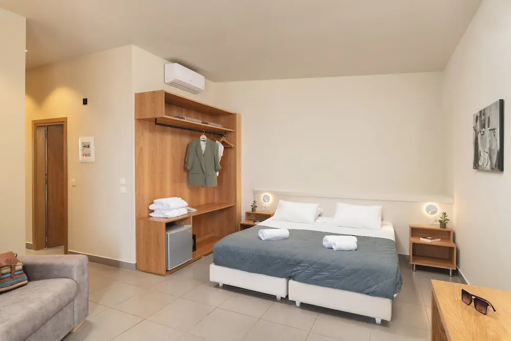 HOTEL: Elia Agia Marina Hotel