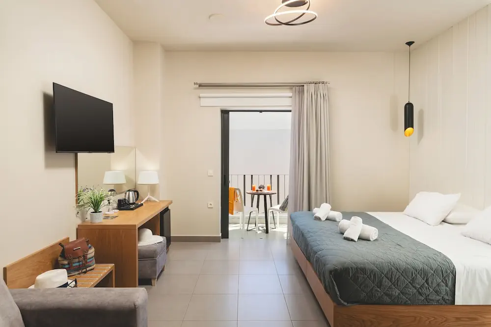 HOTEL: Elia Agia Marina Hotel