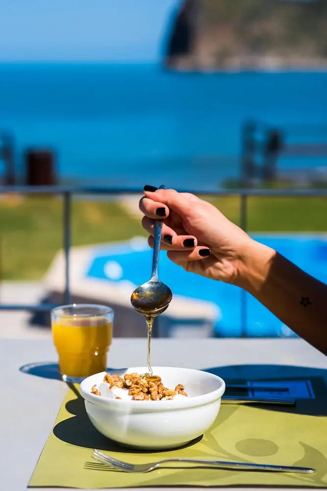 HOTEL: Elia Agia Marina Hotel
